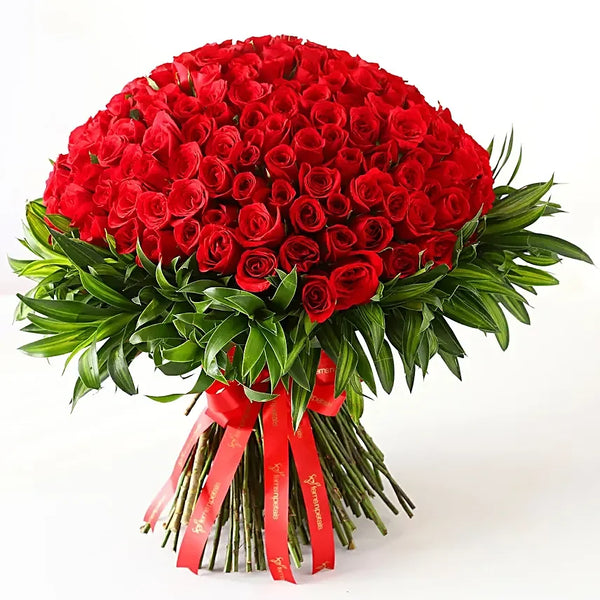 200 Red Roses Bouquet Luxury Romantic Gift | GiftingBD